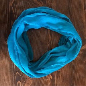 🧣3 for $10🧣Turquoise Lightweight Infinity Scarf